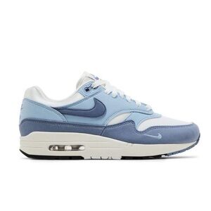 Air max 1 87 txt W 
Light armory blue
Brand new